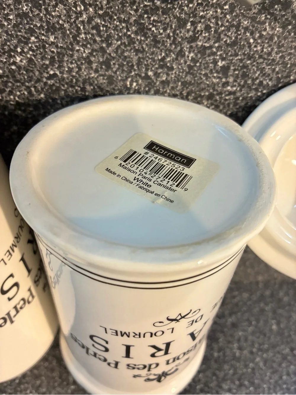 NWT La Maison des Perles Paris Rue de Lourmel Ceramic Bathroom Decor Containers